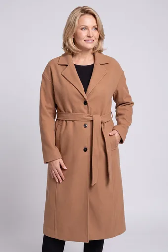 Teve hosszú kabát övvel